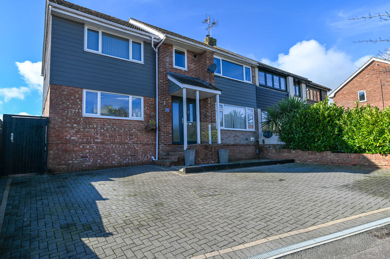 Hazleton Way Cowplain